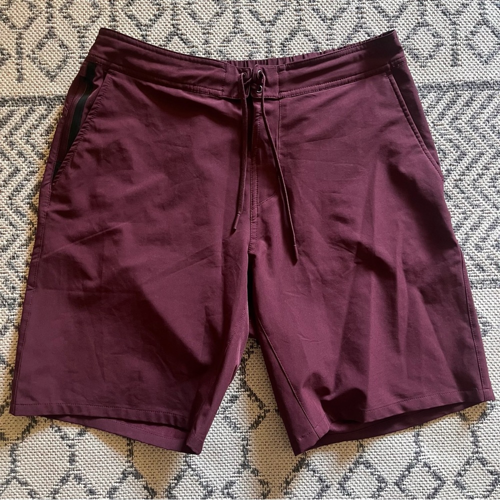 Ten Thousand Foundation Short 9 inch